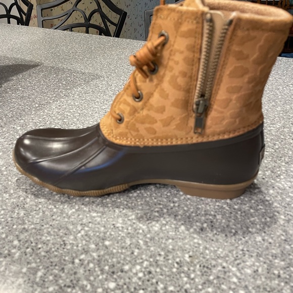 Sperry saltwater cheetah tan brand new boots - Picture 2 of 8